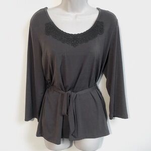 🆕 212 Collection crochet 3/4 sleeve blouse top